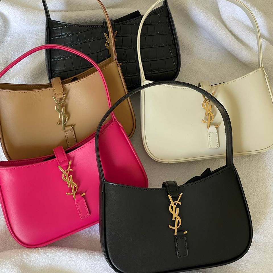 Le 5 à 7 Saint Laurent