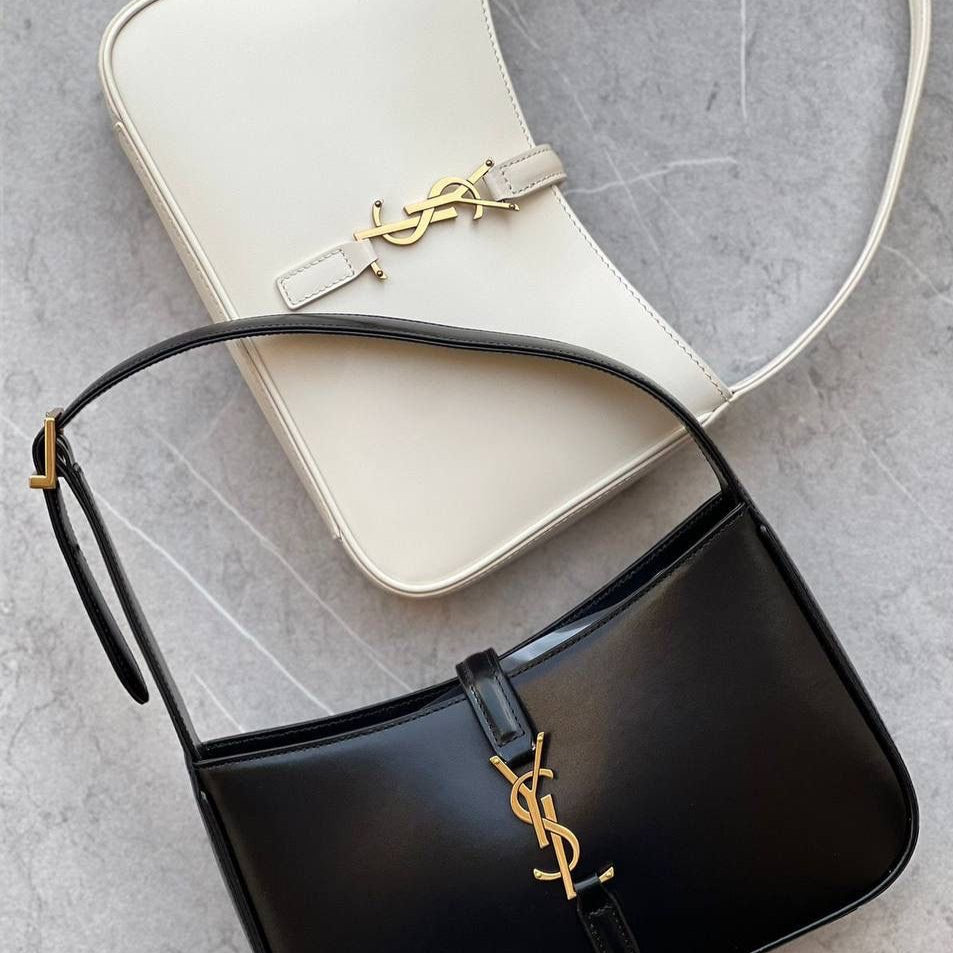 Le 5 à 7 Saint Laurent